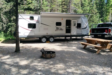 smart converter on 2018 jayco 5th wheels 28.5rsts